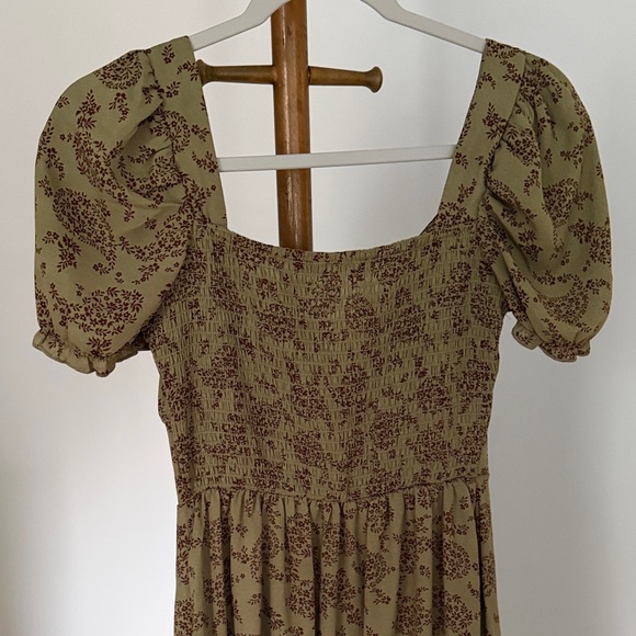 Olive Green Paisley Floral Maxi Dress - Picture 7 of 8